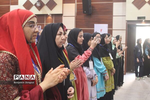 جشنواره اقوام دانشجو معلمان سراسر کشور در بوشهر