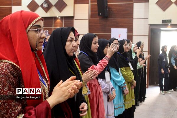 جشنواره اقوام دانشجو معلمان سراسر کشور در بوشهر