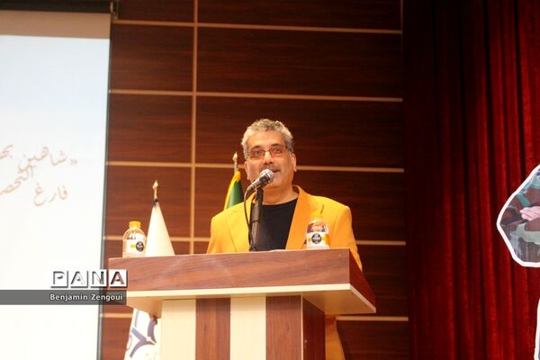 جشنواره اقوام دانشجو معلمان سراسر کشور در بوشهر