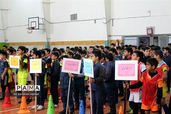 برگزاری افتتاحیه مسابقات فوتسال بین مدارس گلبهار