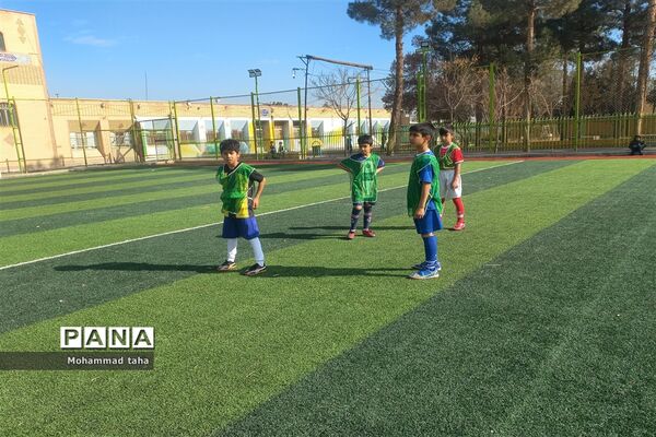 مسابقات فوتبال بین مدارس ابتدایی جوادآباد