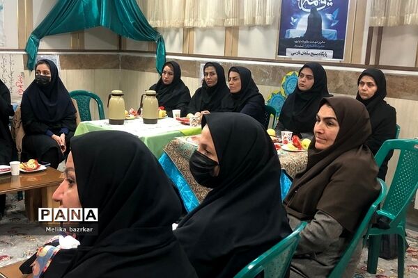 برگزاری دوره آموزشی الگوی سوم زن مسلمان در ناحیه دو شهرری
