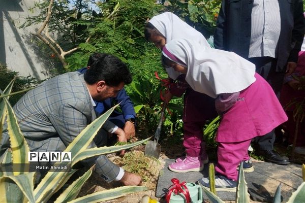 بازدید معاون تربیت بدنی و سلامت وزیر آموزش و پرورش از پارسیان