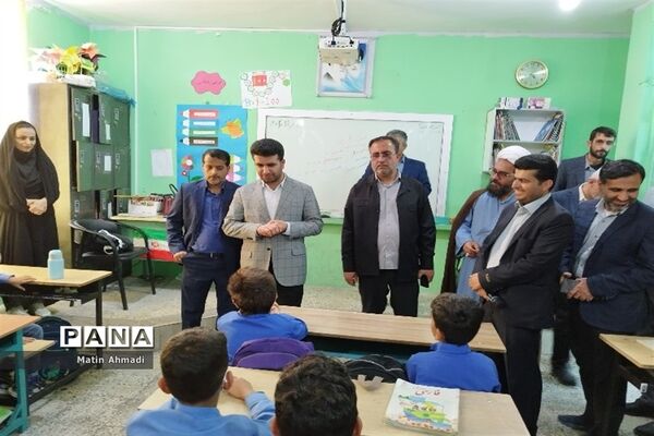 بازدید معاون تربیت بدنی و سلامت وزیر آموزش و پرورش از پارسیان