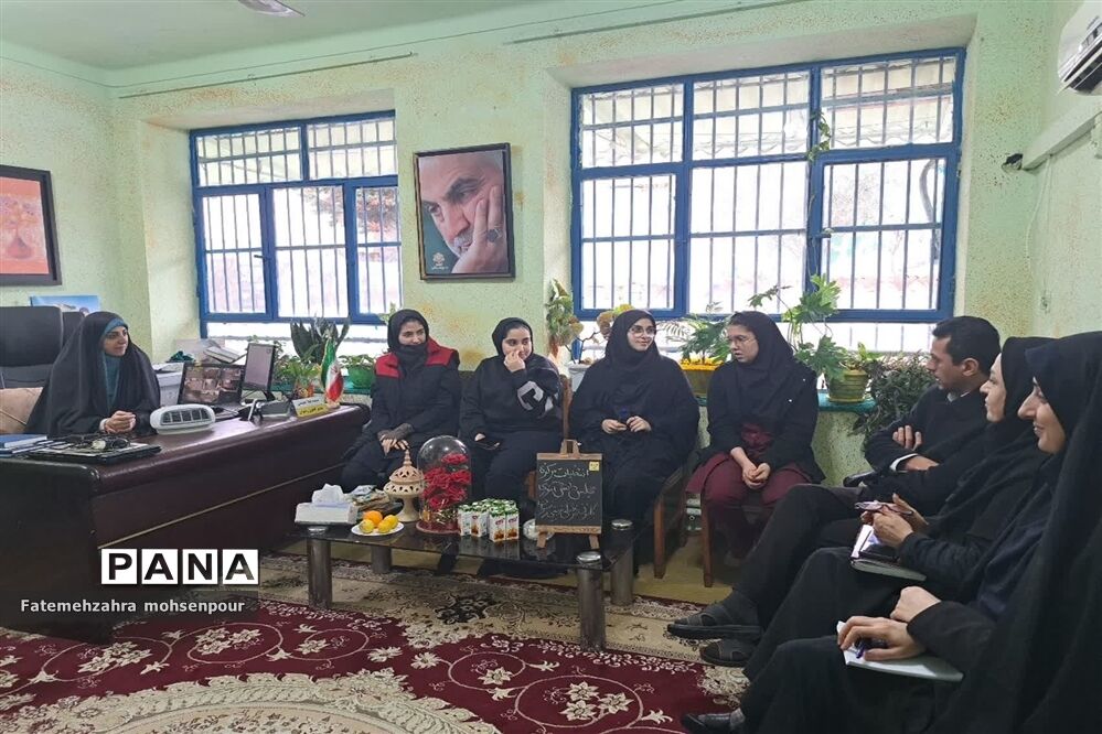 انتخابات مرکزی مجلس دانش‌آموزی و جلسه شورای دانش‌آموزی در کانون فرهنگی تربیتی رضوان