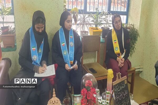 انتخابات مرکزی مجلس دانش‌آموزی و جلسه شورای دانش‌آموزی در کانون فرهنگی تربیتی رضوان