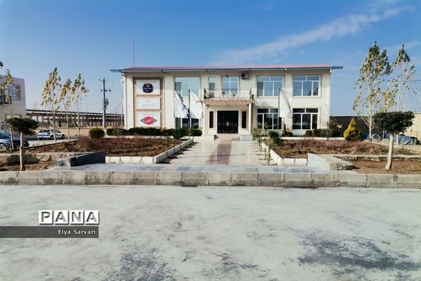 بازدید دانش‌آموزان خلیل آباد از شهرک صنعتی کاشمر