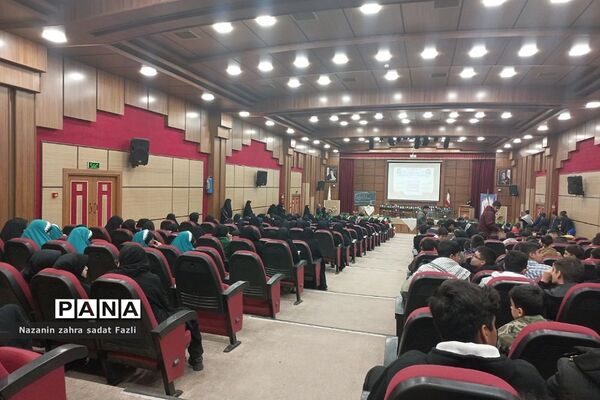 اولین یادواره ۹۴ شهید دانش‌آموز و ۱۳شهید فرهنگی شهرستان شهریار