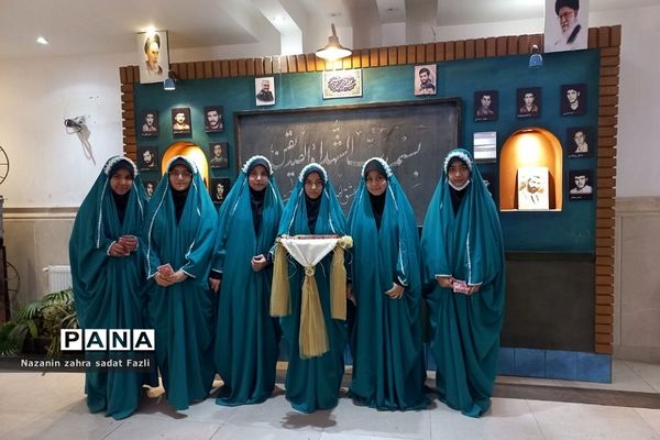 اولین یادواره ۹۴ شهید دانش‌آموز و ۱۳شهید فرهنگی شهرستان شهریار