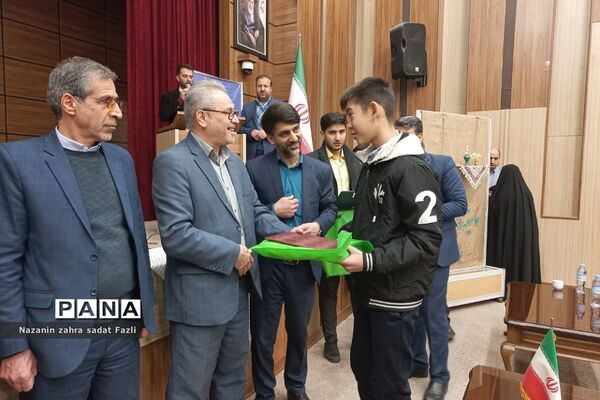 اولین یادواره ۹۴ شهید دانش‌آموز و ۱۳شهید فرهنگی شهرستان شهریار