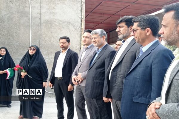 حضور  مشاور اجرایی وزیر آموزش و پرورش در بندرخمیر