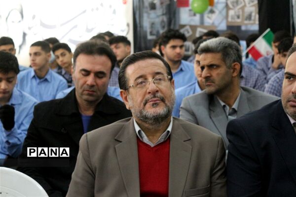 زنگ انقلاب در دبیرستان 15 خرداد ساری
