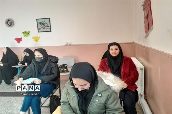 حضور حداکثری دانش‌آموزان دختر متوسطه دوم شهرستان ملارد در مسابقات قرآنی