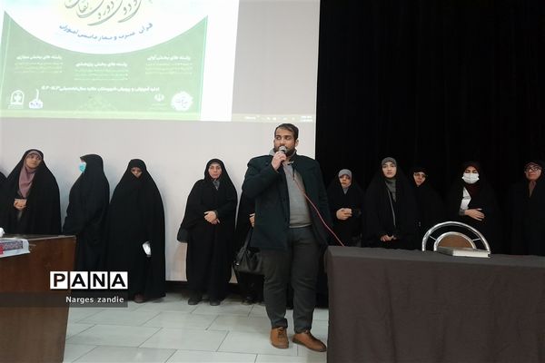 حضور حداکثری دانش‌آموزان دختر متوسطه دوم شهرستان ملارد در مسابقات قرآنی