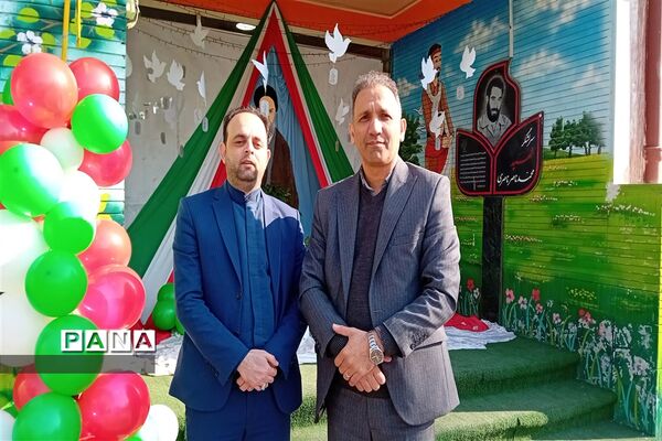 مراسم بزرگداشت دهه فجر و آیین نواختن زنگ انقلاب