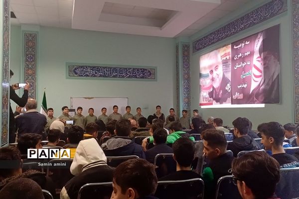 نواخته شدن زنگ انقلاب در رودهن