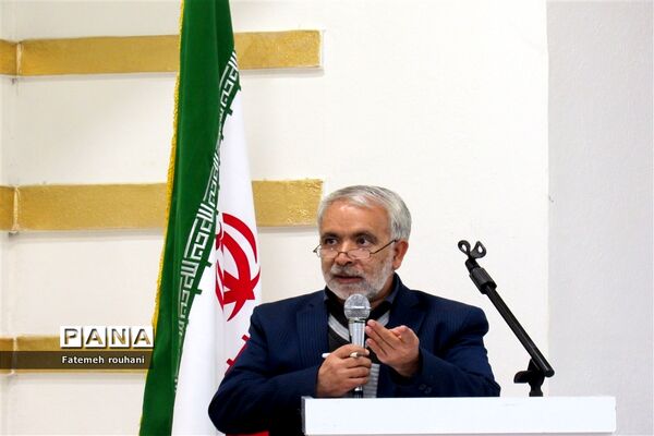 گردهمایی برنامه‌ریزی گرامیداشت دهه فجر در خلیل آباد
