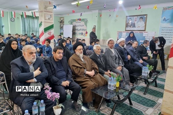 نواختن زنگ انقلاب در مدارس ناحیه 2 شهرری