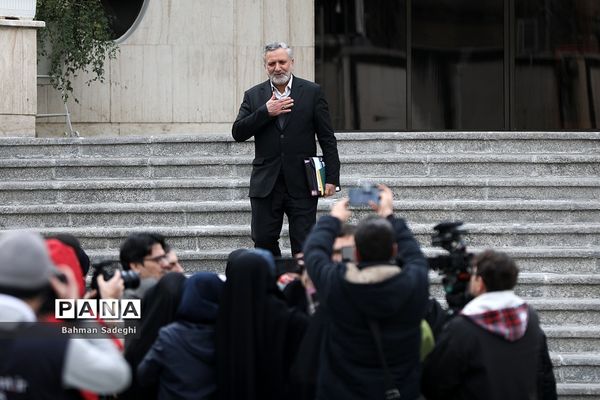 حاشیه جلسه هیات دولت - ۱۱ بهمن