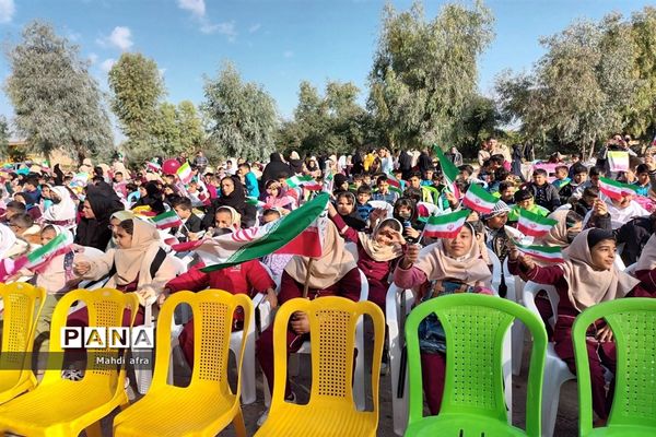 نواختن زنگ انقلاب اسلامی در مدارس شهرستان بهبهان