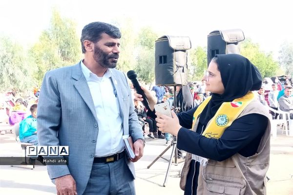 نواختن زنگ انقلاب اسلامی در مدارس شهرستان بهبهان