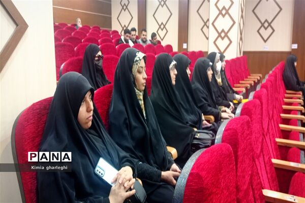 کارگاه جهاد تبیین با موضوع مشارکت حضور حداکثری در انتخابات