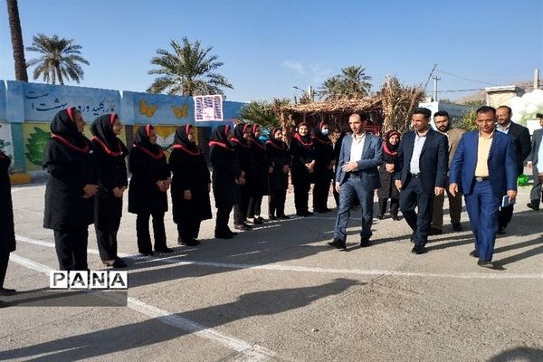 طنین زنگ انقلاب در حاجی آباد
