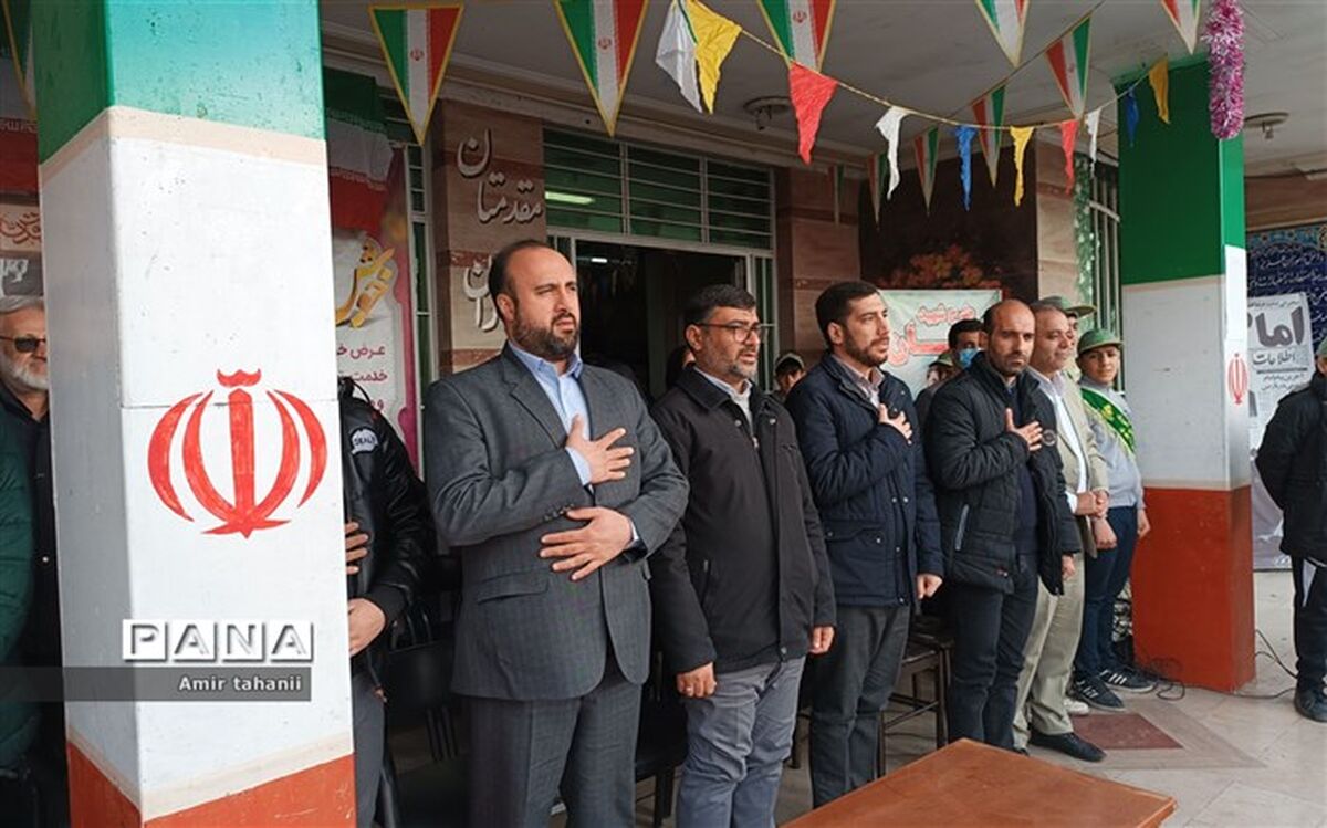 انقلاب اسلامی دستاوردهای خوبی برای کشور داشت