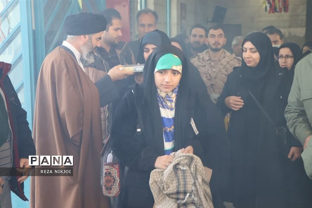 اردوی راهیان نور فرهنگیان ناحیه یک بهارستان