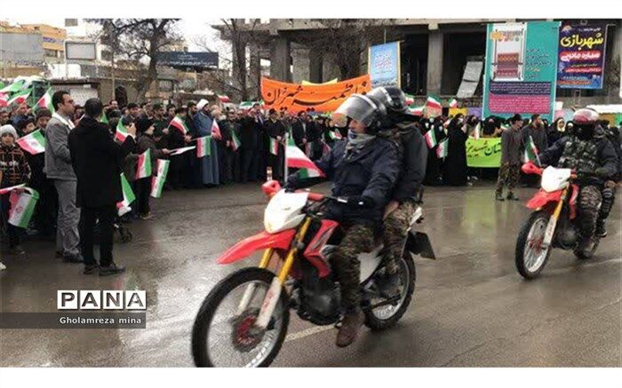 روز دوازدهم بهمن، روز عزت و سرافرازی و افتخار ملت ایران است