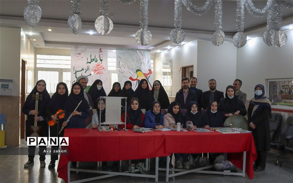هنر آسمانی در مدرسه آرمانی