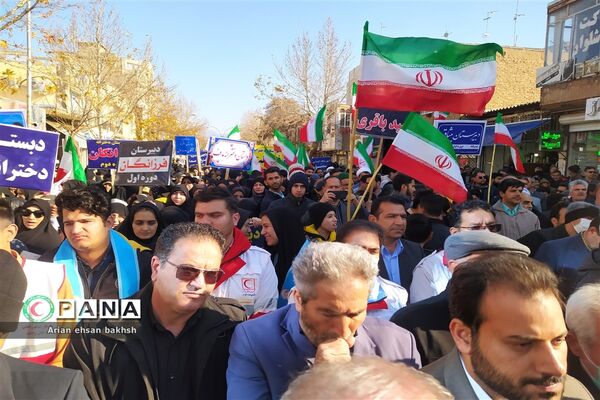 جشن سالروز ورود حضرت امام خمینی ره به میهن و گلبانگ انقلاب در کاشمر