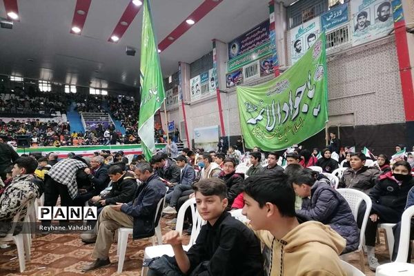 برگزاری جشن آغاز  دهه فجر در سالن شهید بهشتی مشهد