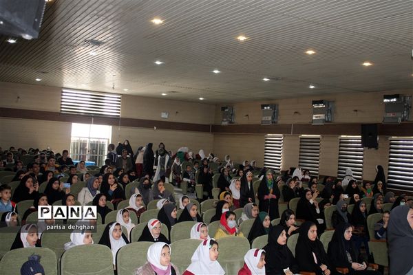 کارگاه آموزش مربیان  و خبرنگاری در ازنا برگزار شد