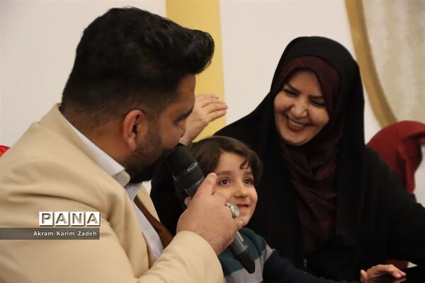 مراسم تجلیل و تکریم فرهنگیان بازنشسته آموزش و پرورش اسلامشهر