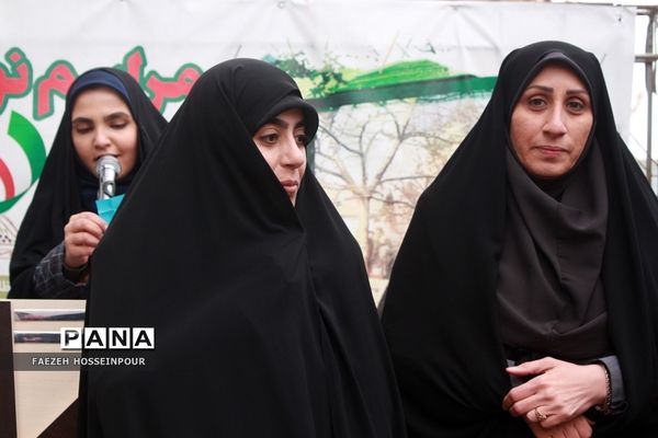 برگزاری مراسم پرشور گلبانگ انقلاب در بهارستان‌دو