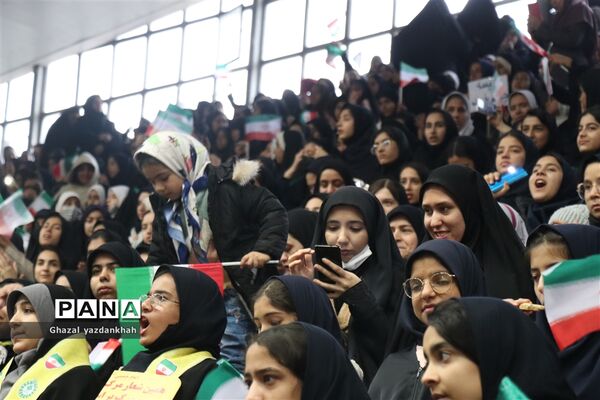 برگزاری جشن انقلاب در سالن شهید بهشتی  مشهد