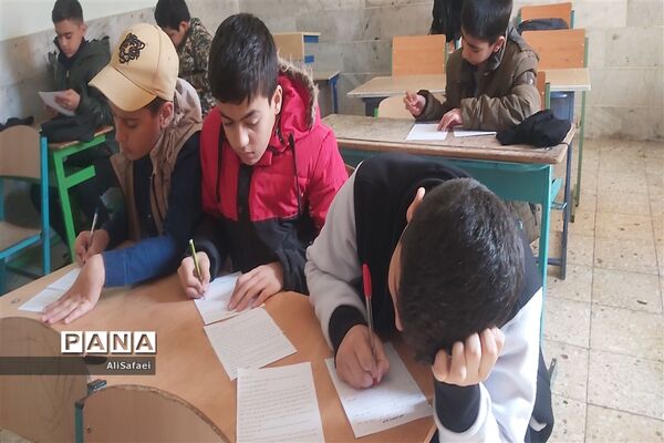کارگاه آموزش عملی خبرنویسی  انجمن خبرنگاری کانون سلمان خلیل آباد