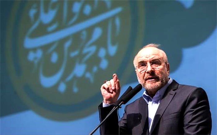 مکتب امام(ره) مکتبی متوازن در عقلانیت، معنویت و عدالت است