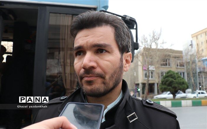 یکی از مهم‌ترین میدان‌ها برای فعالیت دانش‌آموزان میدان چهارده صفر دو است