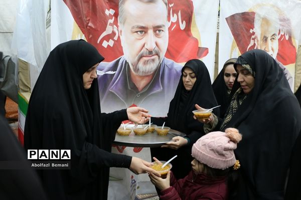 مراسمی در جوار مزار شهید گمنام بوستان شهدای آذر قم