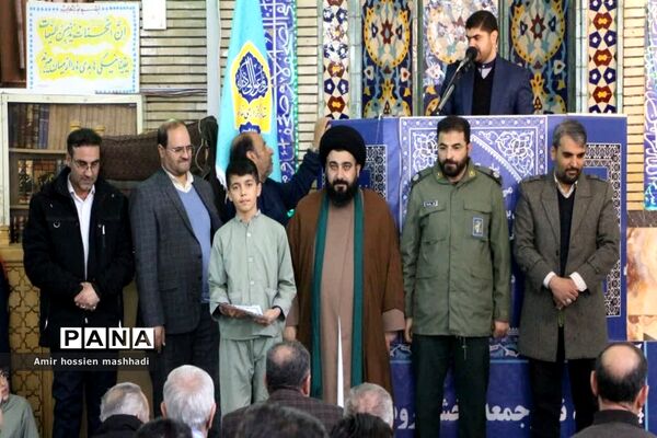 نماز جمعه رودهن با حضور مدیرکل آموزش و پرورش شهرستان‌های استان تهران