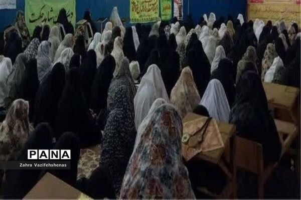 شرکت باشکوه پایگاه های بسیج خواهران حوزه ام ائمه (س) در نماز جمعه ۱۳ بهمن شهرستان شیروان