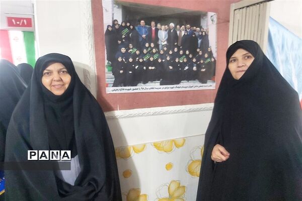 انقلاب اسلامی همچنان در مسیر فتح قله‌هاست