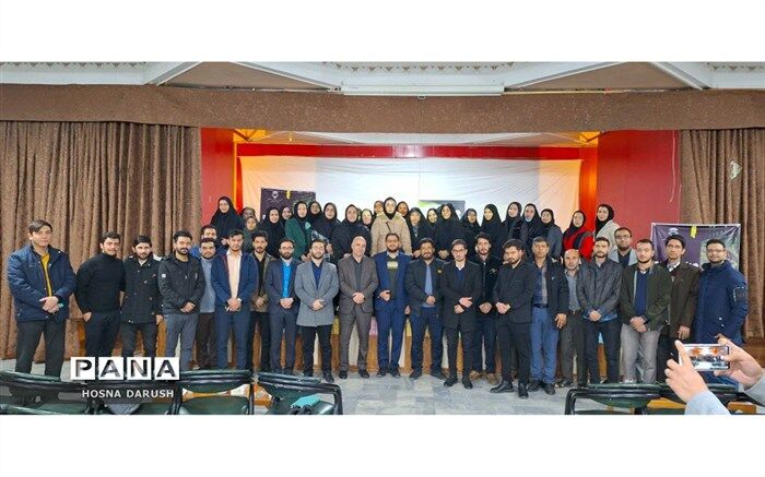 جوانان سرمایه‌های کشور هستند