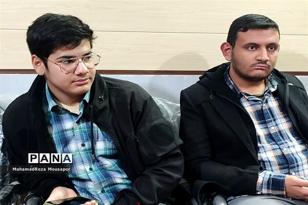 دیدار اعضای شورا، بسیج دانش‌آموزی و خبرنگاران پانا با امام جمعه صفادشت