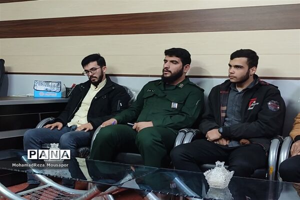 دیدار اعضای شورا، بسیج دانش‌آموزی و خبرنگاران پانا با امام جمعه صفادشت
