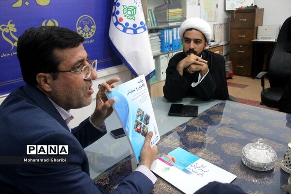 جلسه هم اندیشی سازمان دانش‌آموزی استان بوشهر با اتحادیه انجمن های اسلامی استان بوشهر