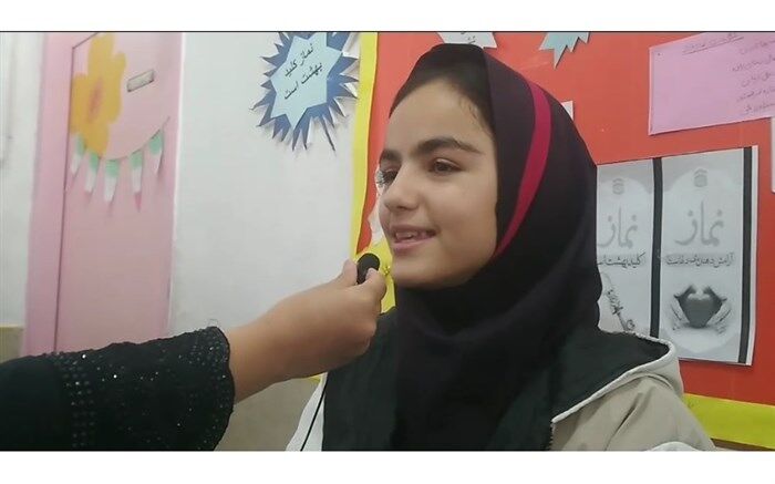 حال و هوای دبستان دخترانه شهید سید علی اندرزگو شهرضا در  دهه  فجر