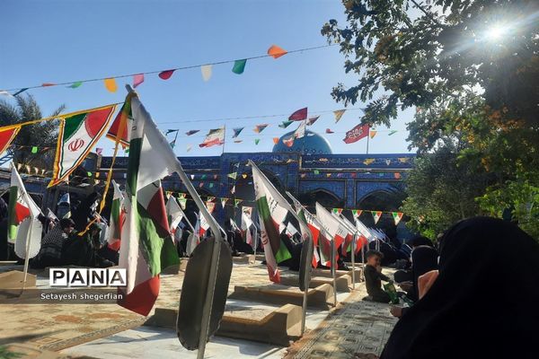 حضور دختران ناحیه ۶ مشهد در اردوی راهیان نور